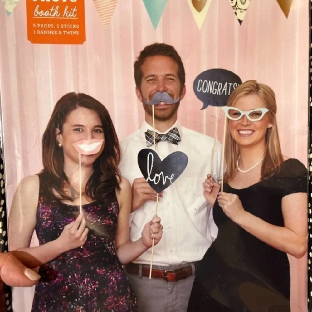 Photo Booth / Picture‎ Taking Kit / Props for Photos (new) (xlist)/party sup)